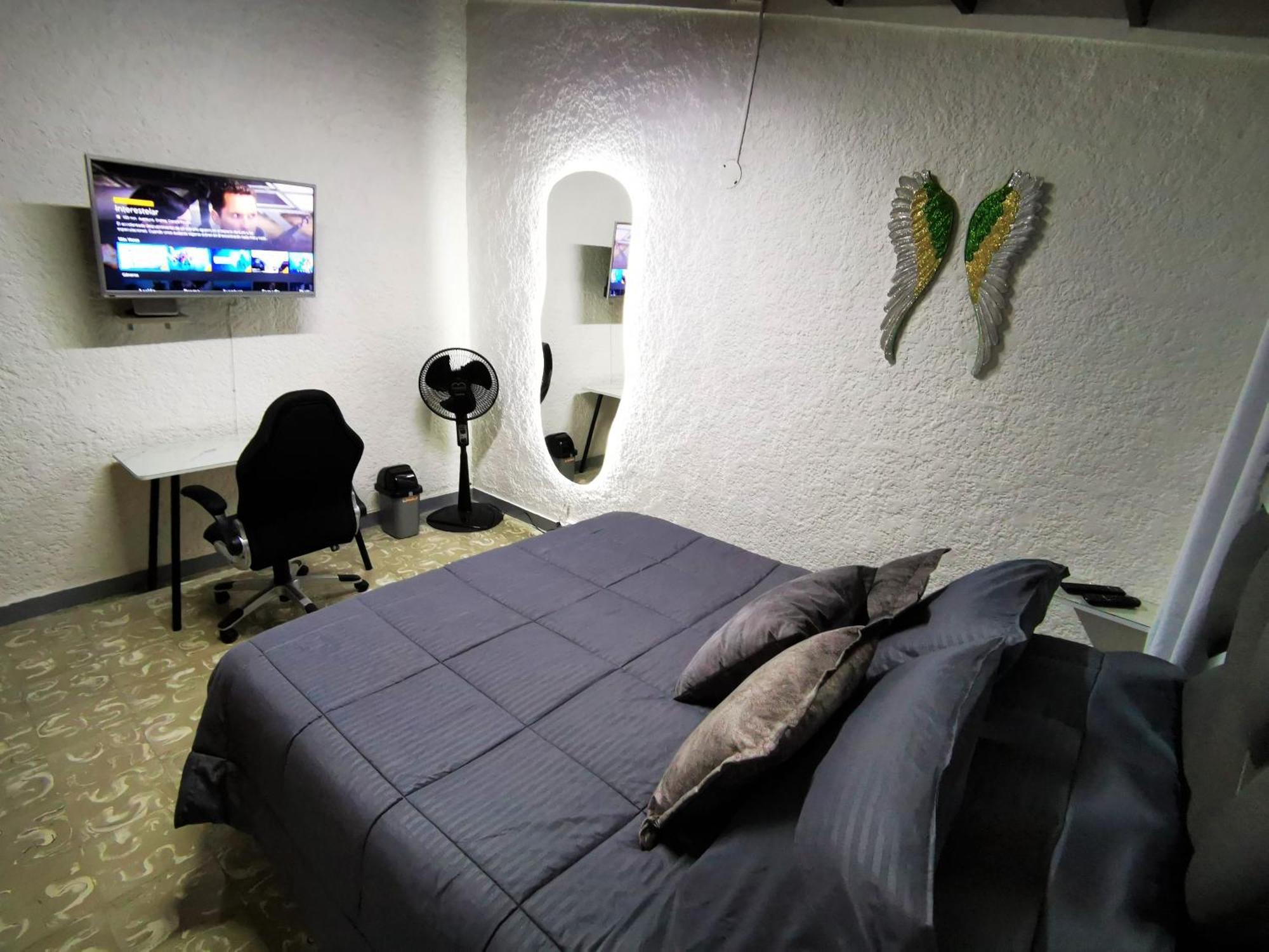 Casangel Hogar Familiar En Sector Exclusivo Cerca Al Aeropuerto Local Frente Al Poblado 度假居 Medellín