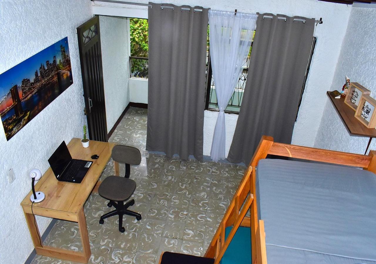 Casangel Hogar Familiar En Sector Exclusivo Cerca Al Aeropuerto Local Frente Al Poblado Holiday home